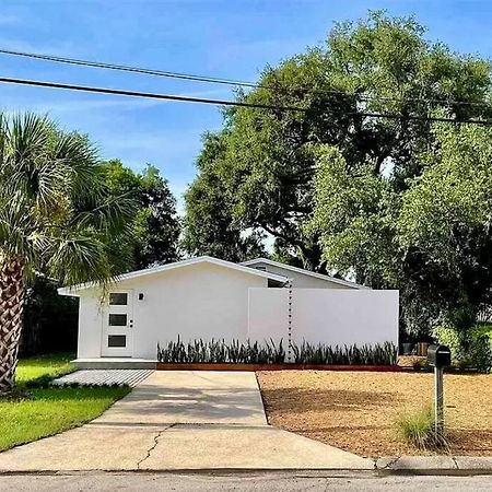 Villa Downtown Dream- Relaxing Escape In Downtown Pensacola Extérieur photo