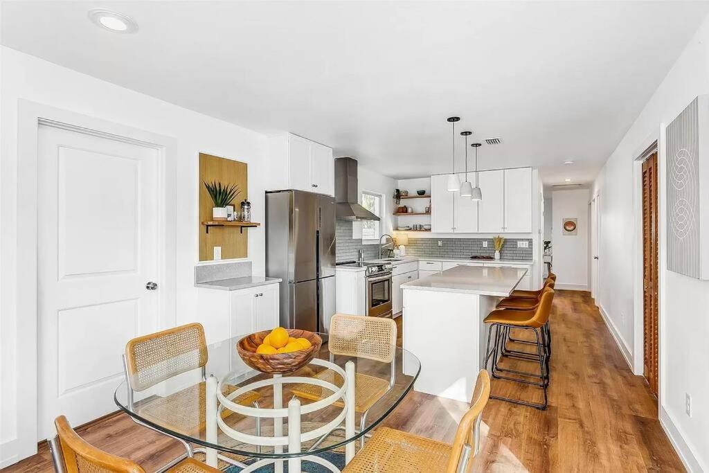 Villa Downtown Dream- Relaxing Escape In Downtown Pensacola Extérieur photo