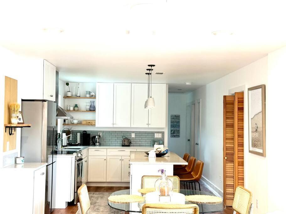 Villa Downtown Dream- Relaxing Escape In Downtown Pensacola Extérieur photo